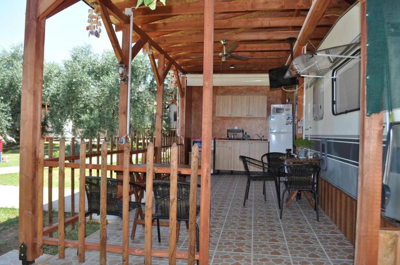 Caravan Rona Skala Kallirachis Exterior photo